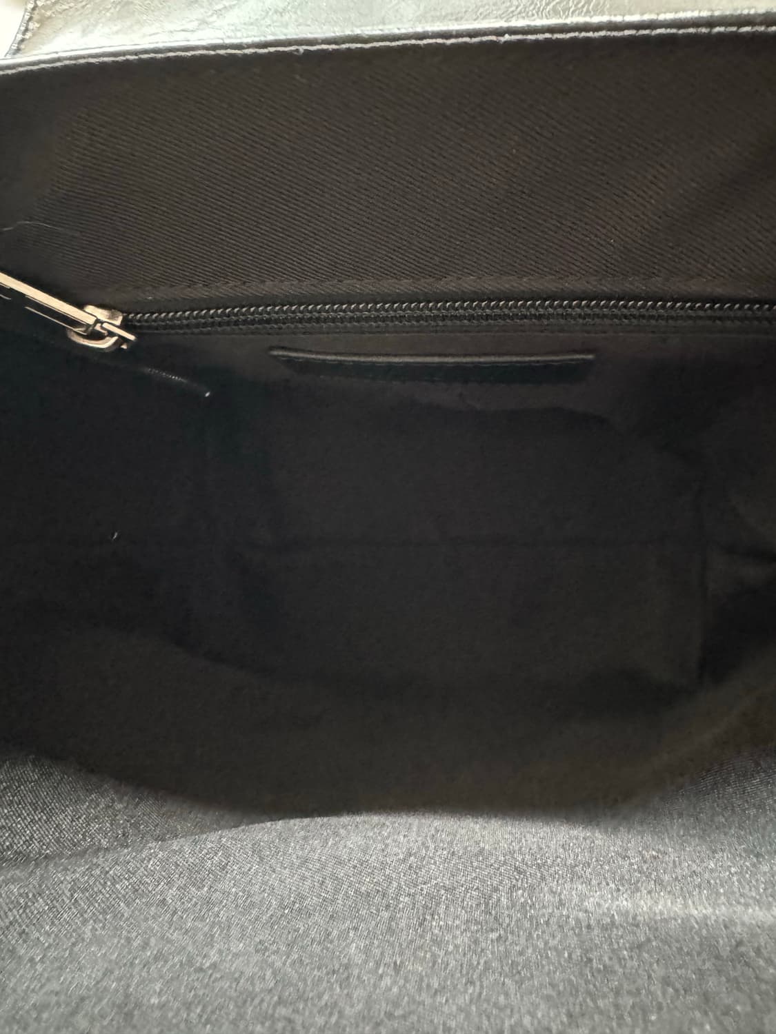 카키포인트 스터드 블랙 백팩 상품이미지8