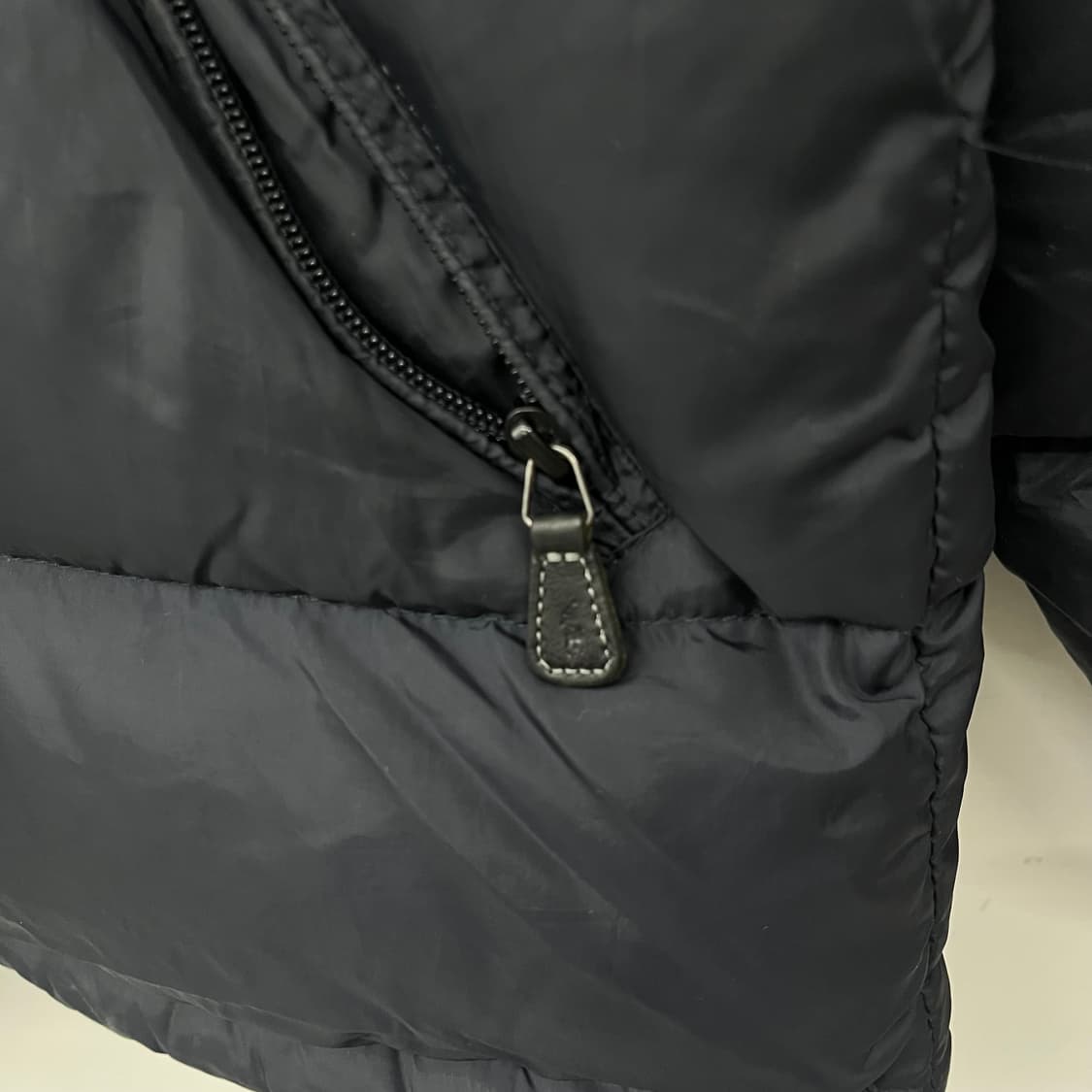 폴로 랄프로렌 블랙 패딩 점퍼 남s 상품이미지4