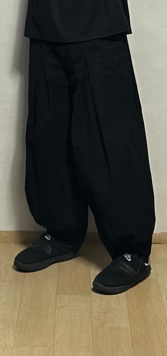 앵글런 언발란스 롱턱 벌룬 팬츠 상품이미지4