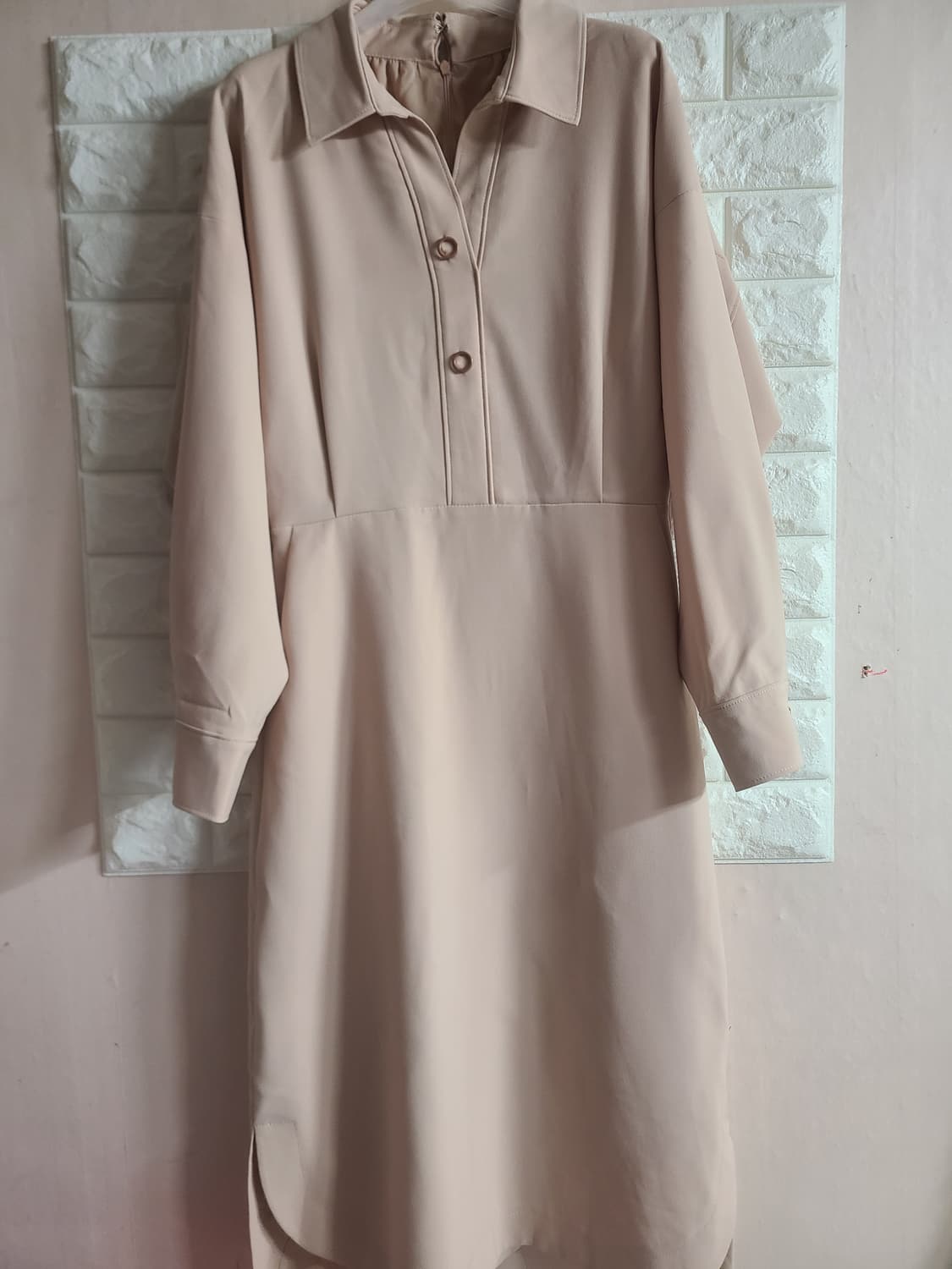 데코 베이지색 셔츠 원피스(55-66) 상품이미지1