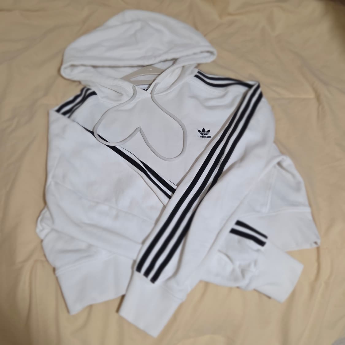 아디다스 흰색 삼선 후드티 크롭 화이트 상품이미지2