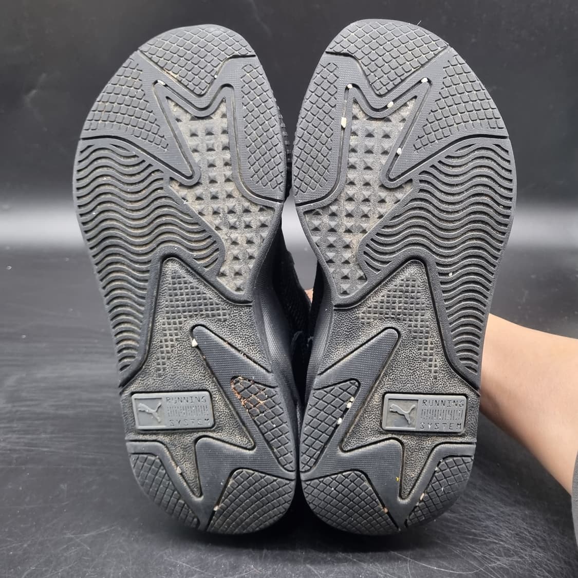 푸마 RS-X 윈터라이즈드 운동화235 상품이미지3