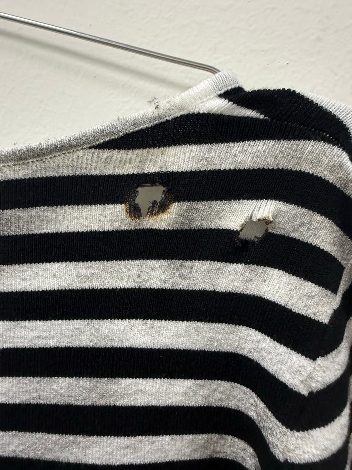 빈티지 아메리카 죄수복무드 디스트헤스드  데미지 니트 상품이미지9