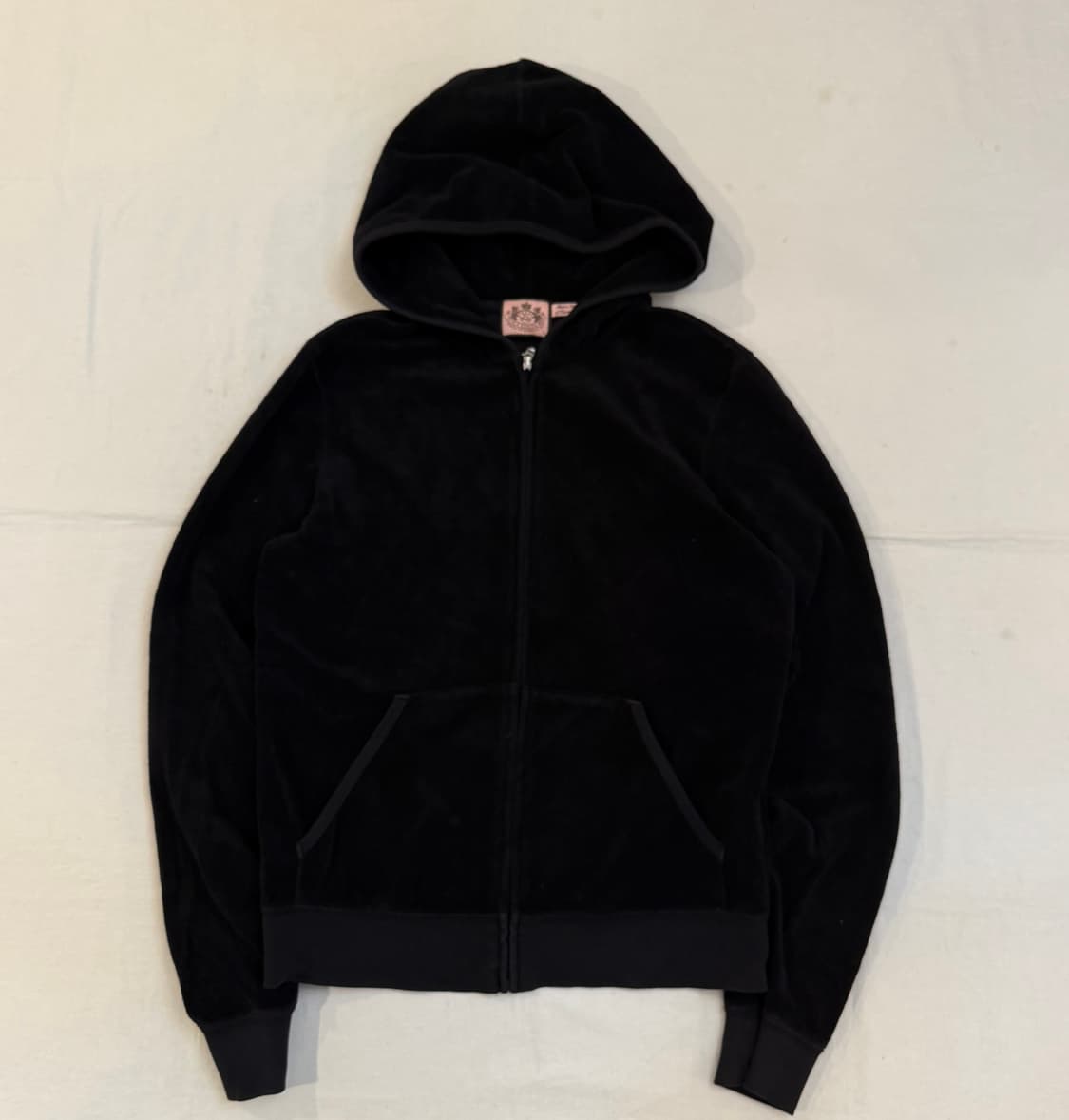 희귀) 쥬시꾸뛰르 딱붙핏 y2k 벨벳 후드집업 블랙 상품이미지3