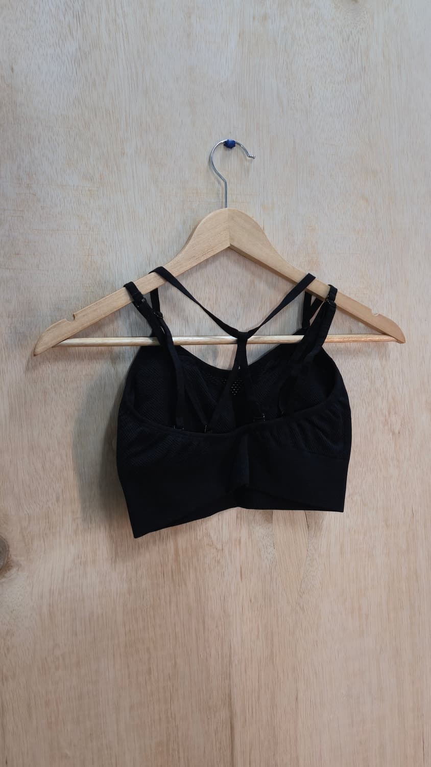 Oysho 요가 탑 블랙 (패드 포함X)  상품이미지3