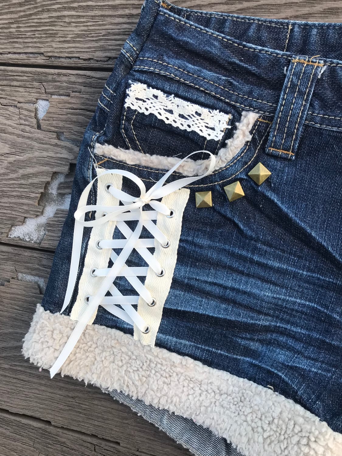 Lace-Up Fleece Denim Shorts 상품이미지2