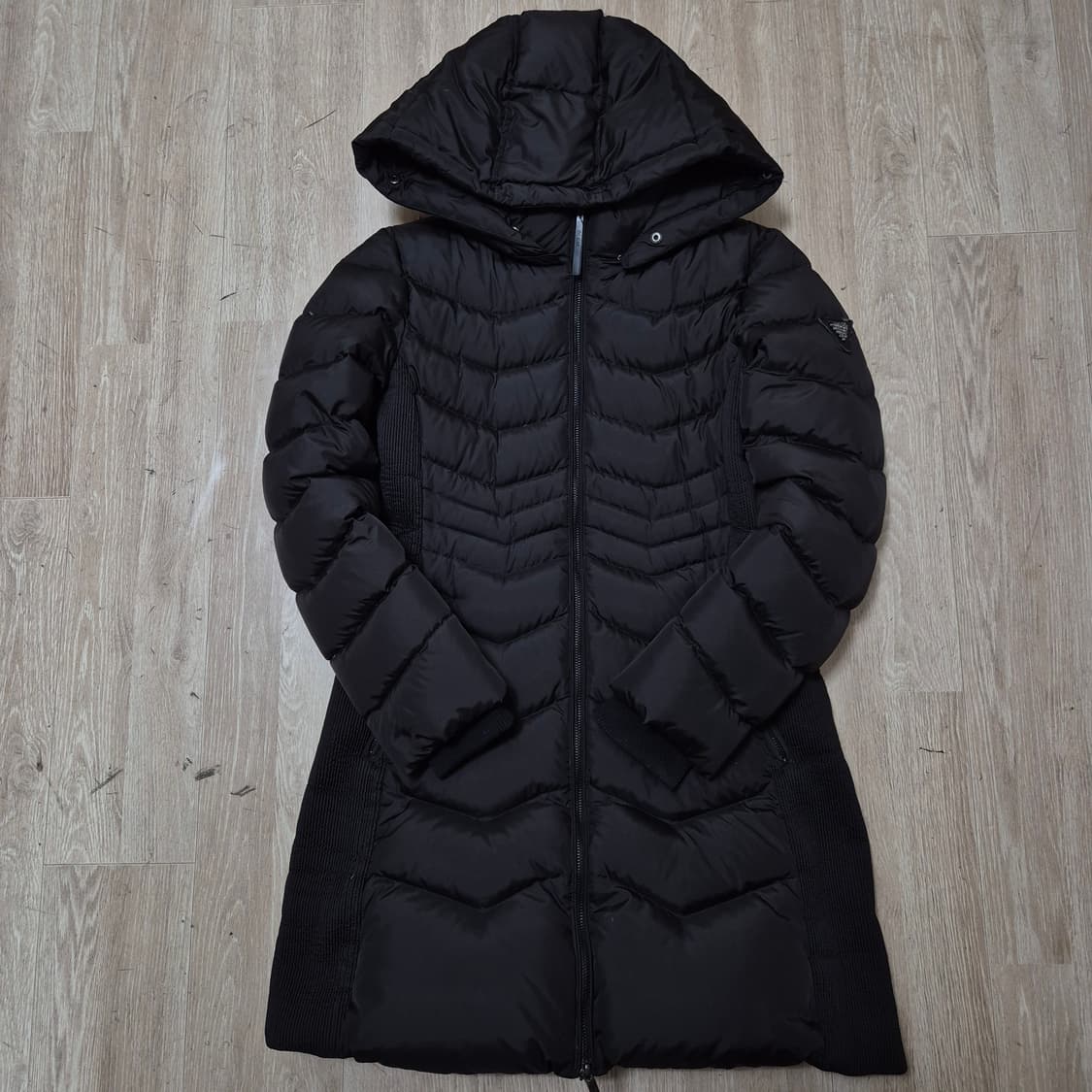 게스 여성 프리미엄 덕다운 후드 롱패딩 점퍼 S(90) 상품이미지1