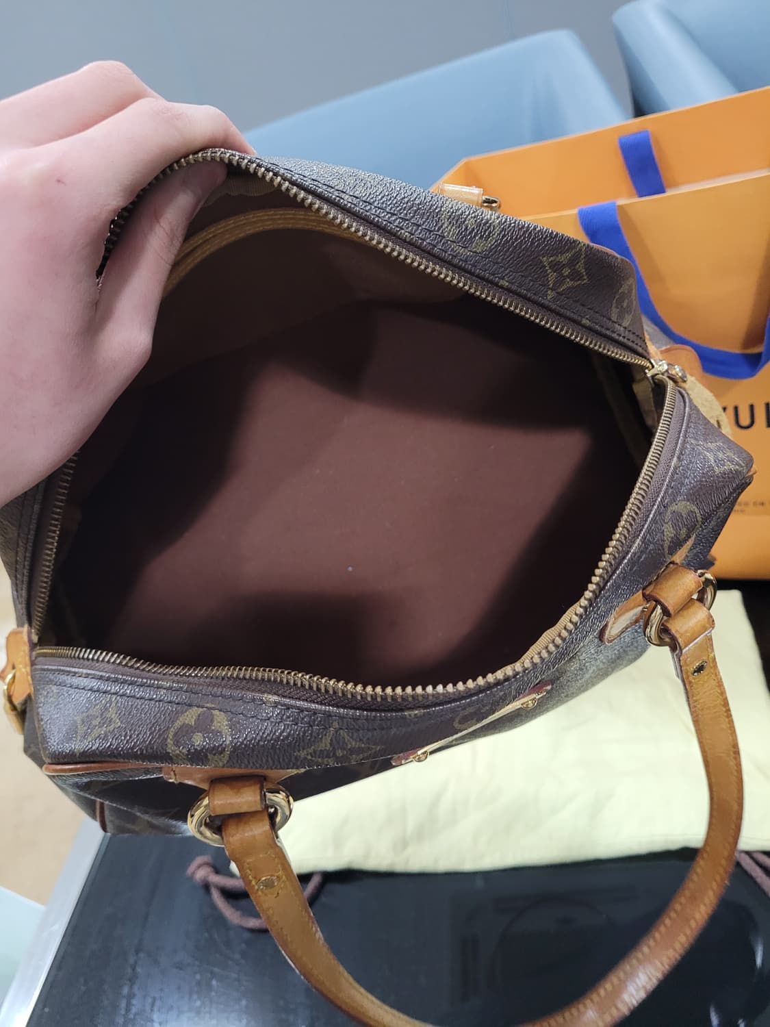 루이비통 숄더백 상품이미지10