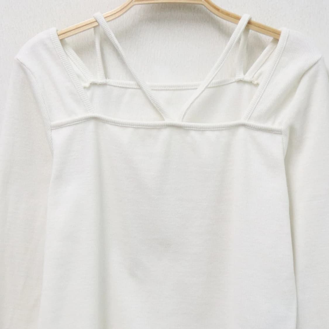 GLAMB 두줄 스퀘어넥 티셔츠 66345 상품이미지3