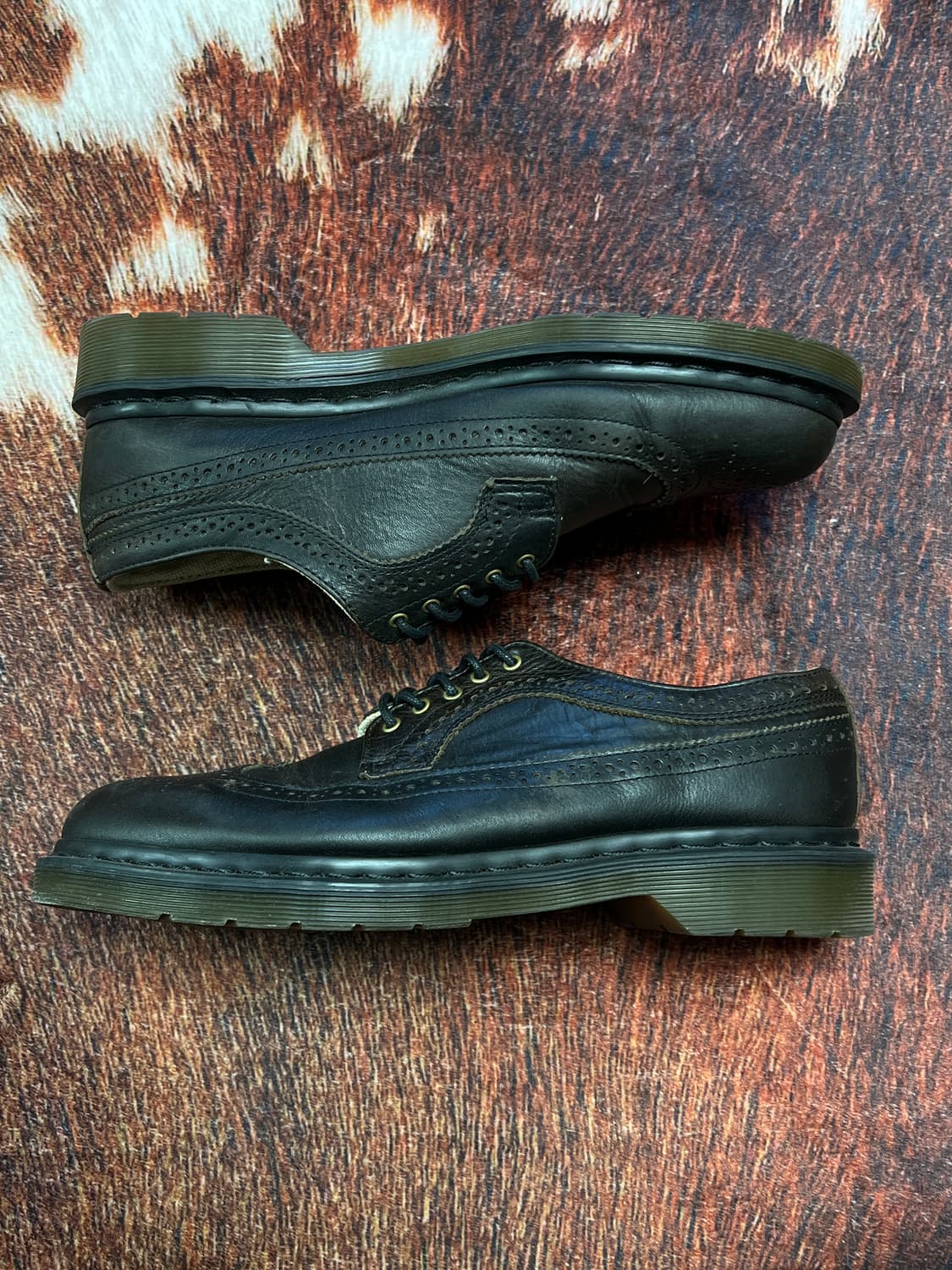 [280] 닥터마틴 3989 브로그 윙팁 로퍼 다크 브라운 상품이미지2