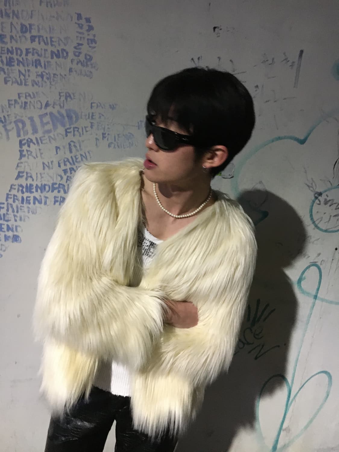 White fur jacket 상품이미지1