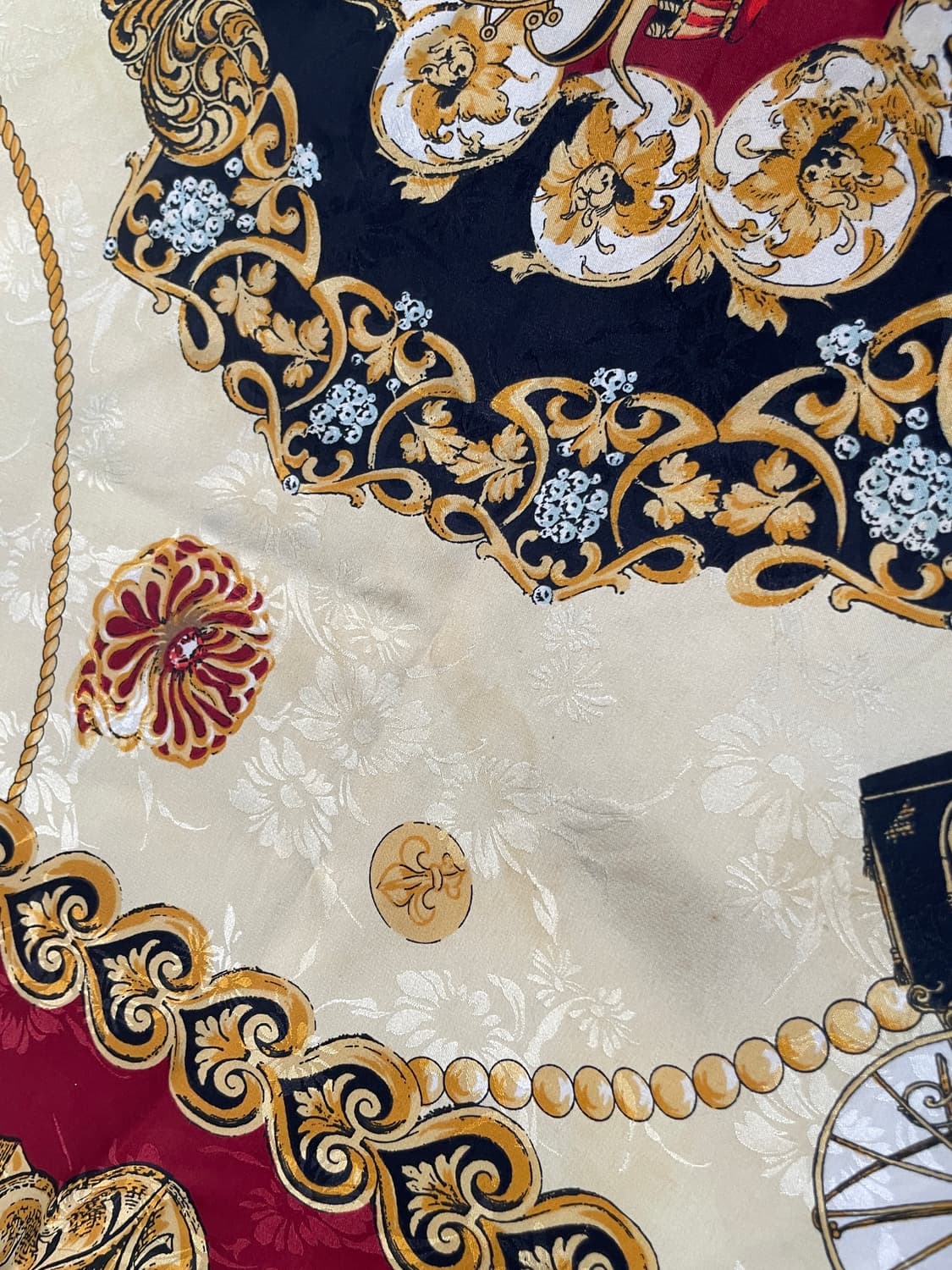 빈티지 클래식 코치 모티프 실크 스카프 상품이미지4