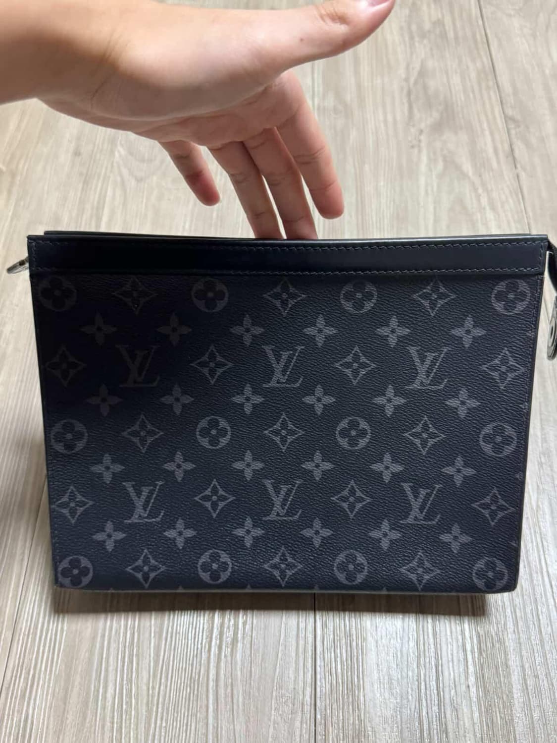 루이비통 포쉐트 보야주 클러치 mm 상품이미지8