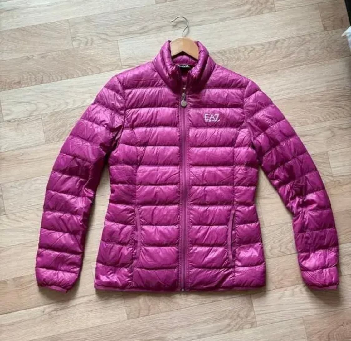 EA7 엠포리오 알마니 패딩 점퍼 슬림 55 핑크 가성비 상품이미지4