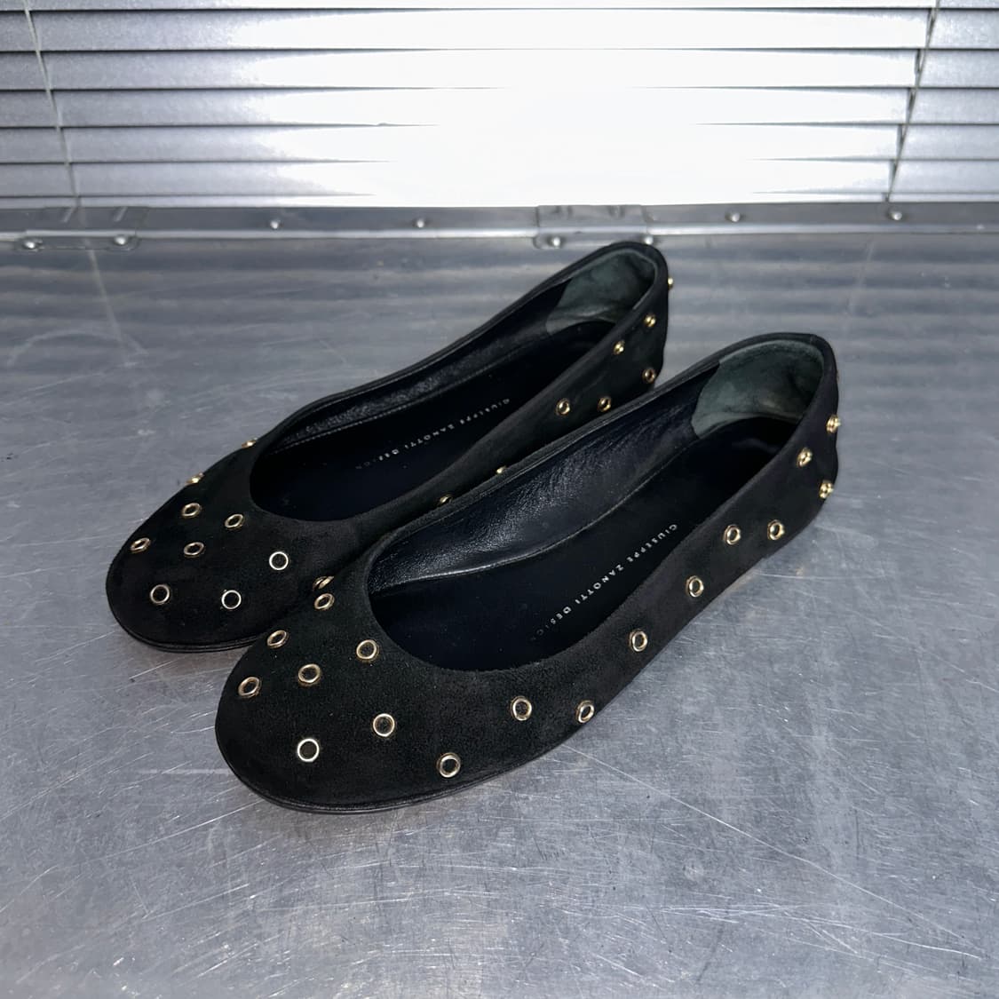 00s 쥬세페 자노티 스웨이드 발레 플랫 상품이미지3