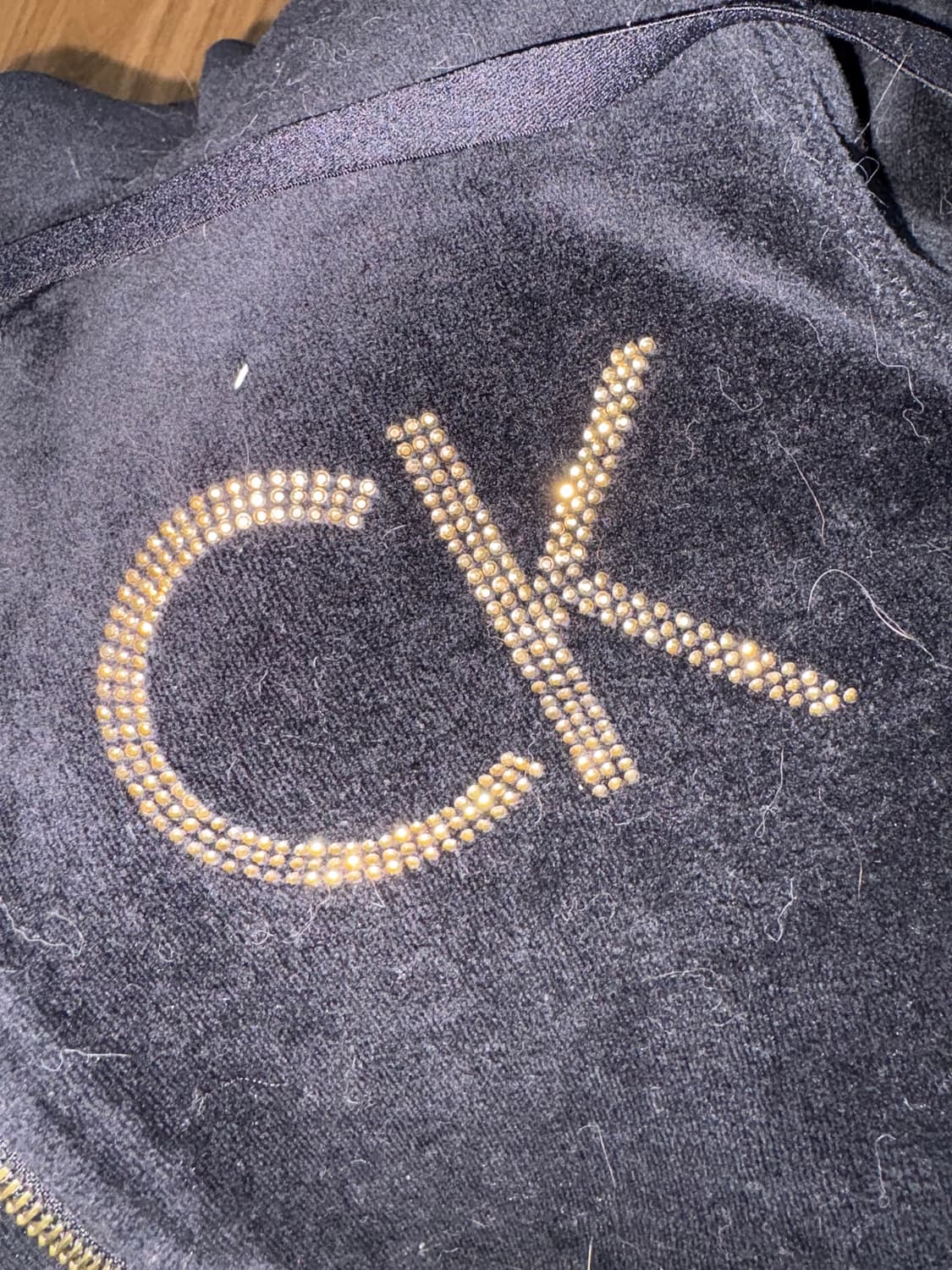 켈빈클라인 벨벳 후드집업 상품이미지2