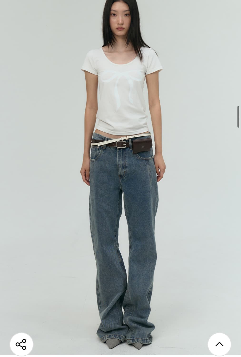 (M) 플레이스 스튜디오 슬림 씬 사선 절개 부츠컷 워싱 데님 팬츠 상품이미지3