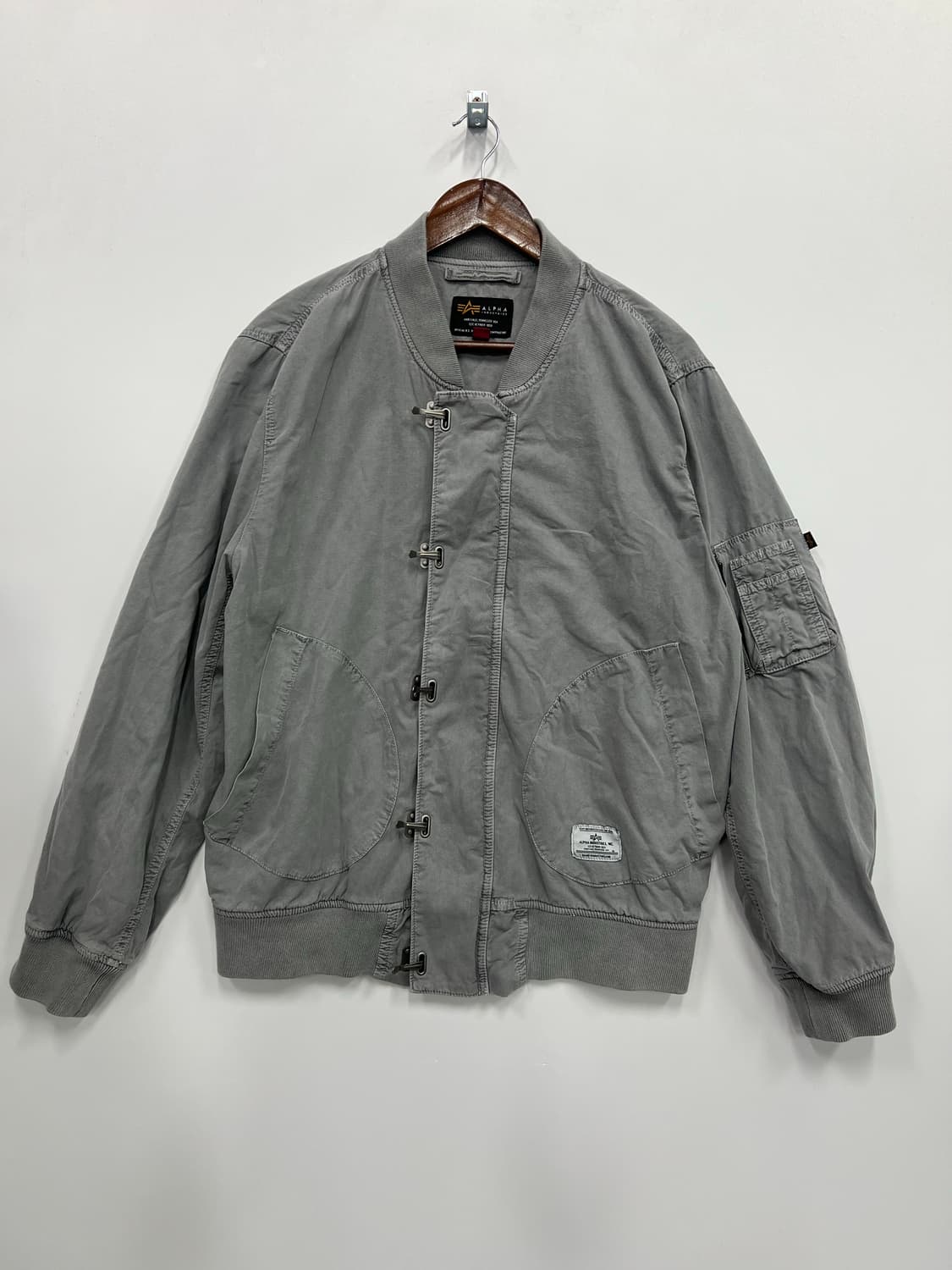 ALPHA 회색 후크 자켓 상품이미지1