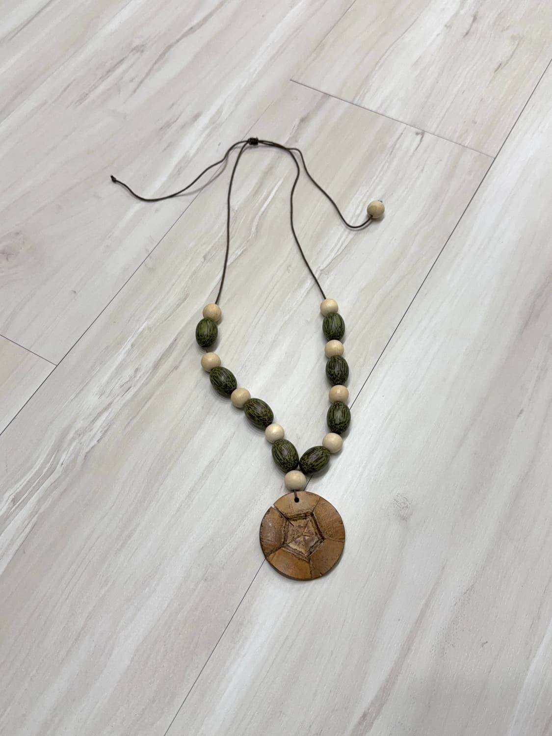 Wood necklace 상품이미지1