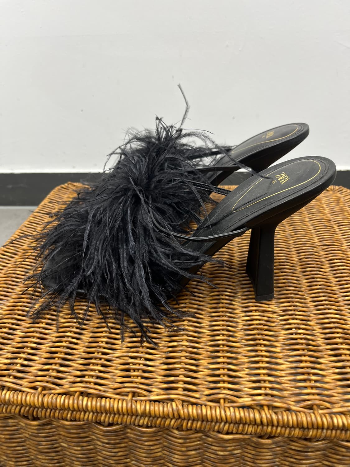 Zara 퍼 힐 블랙 41 상품이미지2