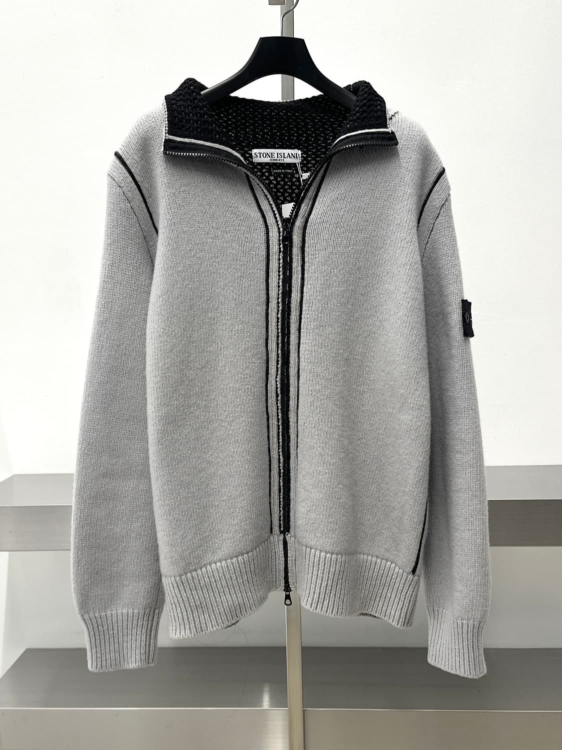 스톤아일랜드 04FW 네트 배색 울 니트집업  상품이미지2