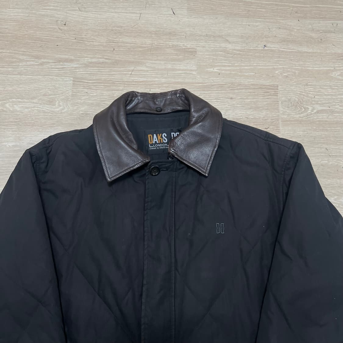 닥스 런던 레더 배색 퀼팅자켓 [다크브라운] L/100 상품이미지2