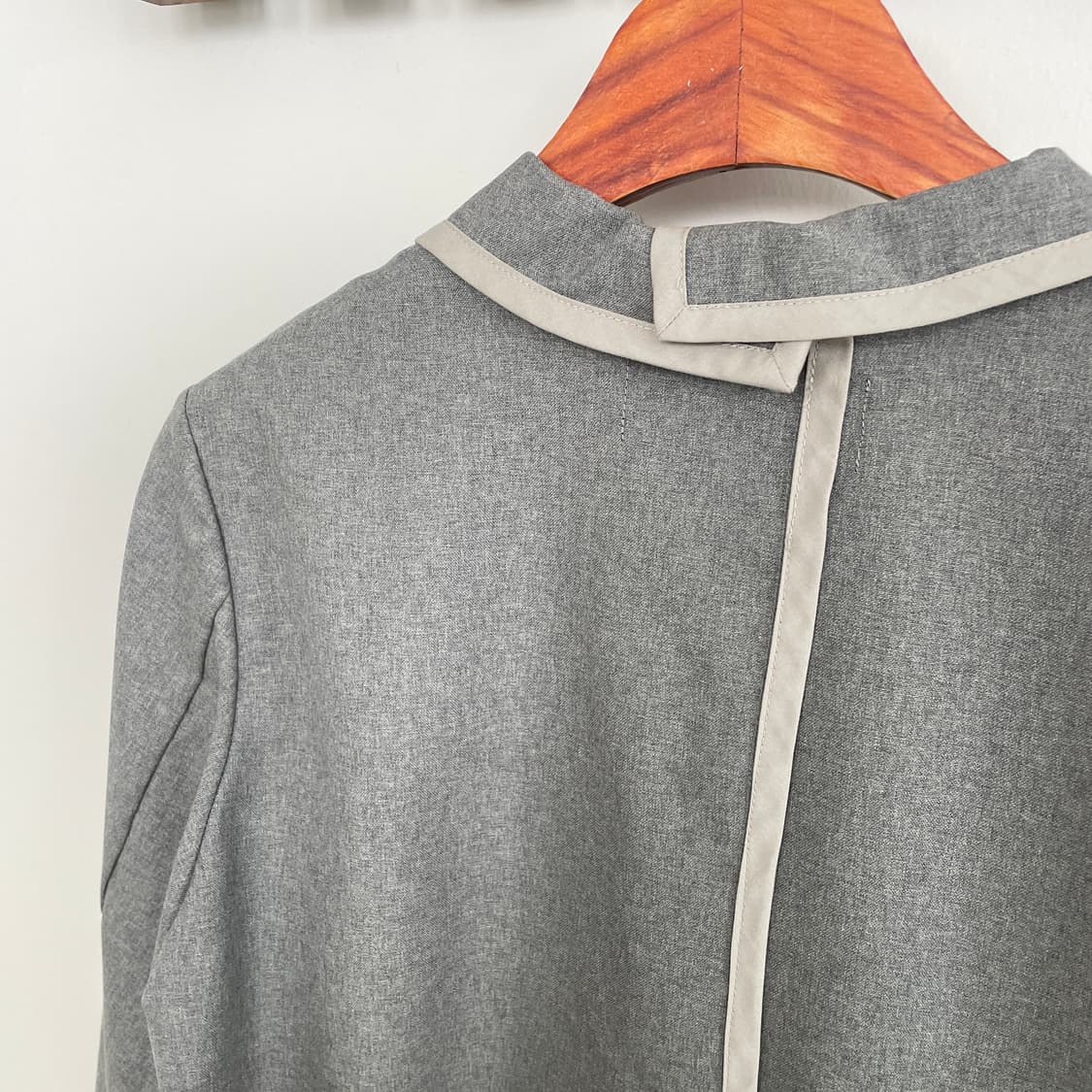 꼼데가르송 비대칭 테일러드 자켓 상품이미지5