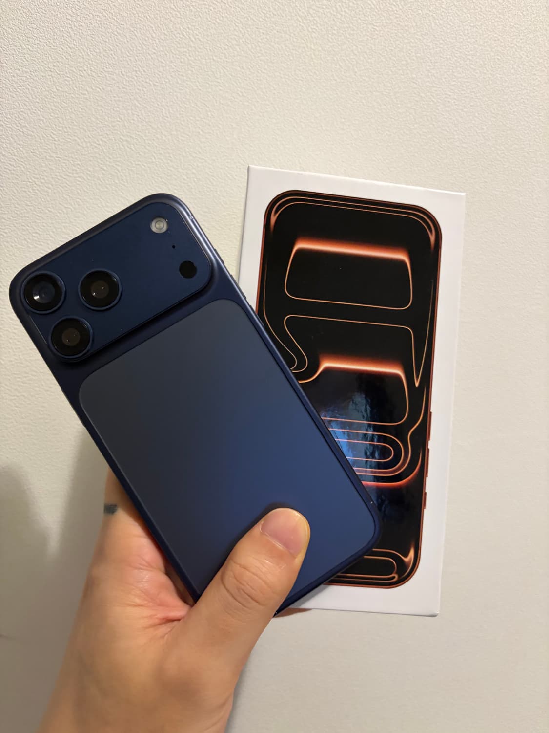 (새상품) i17 pro max 중국아이폰 새상품 팔아요!  상품이미지1