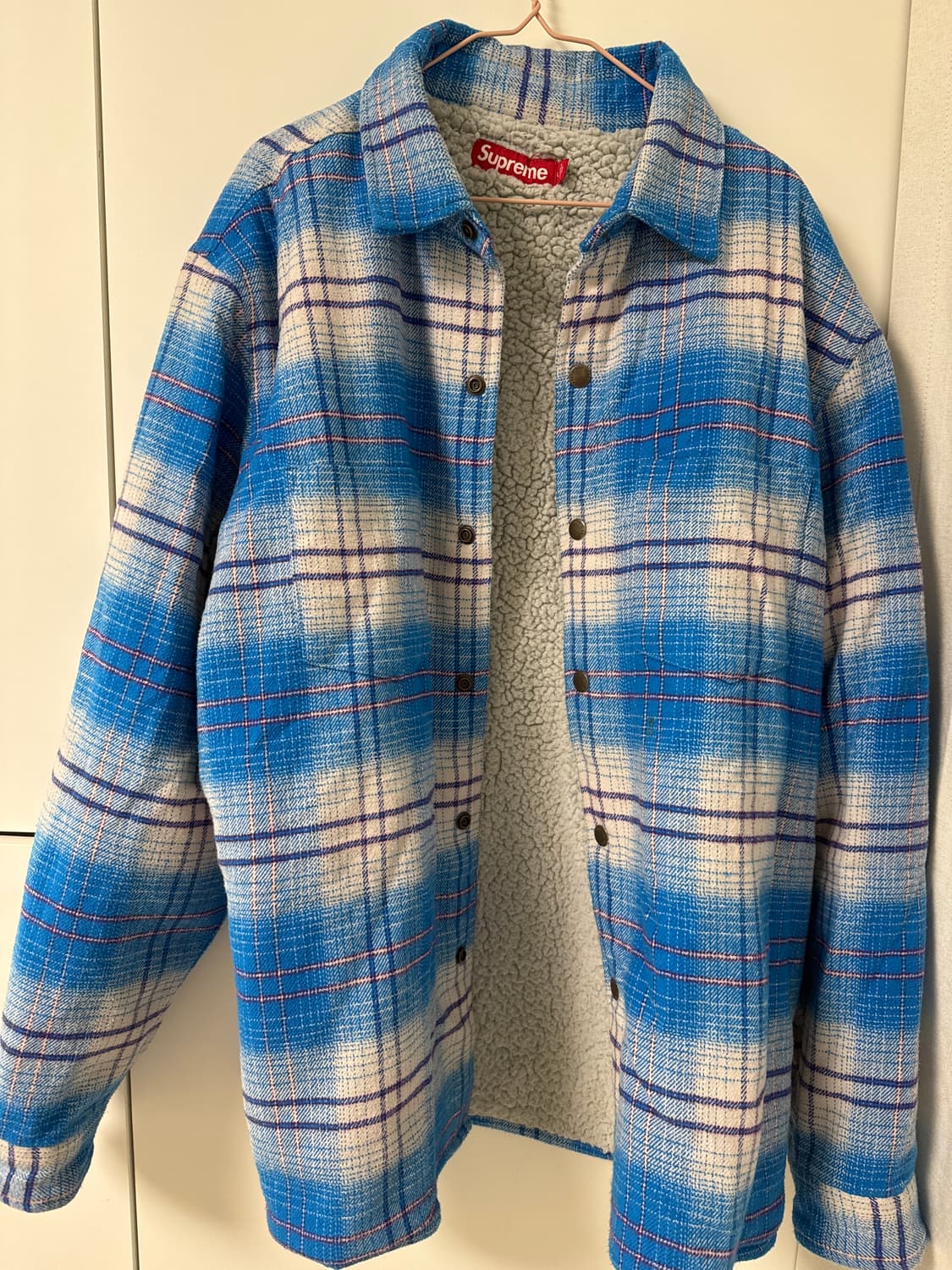 슈프림 양털셔츠 상품이미지1