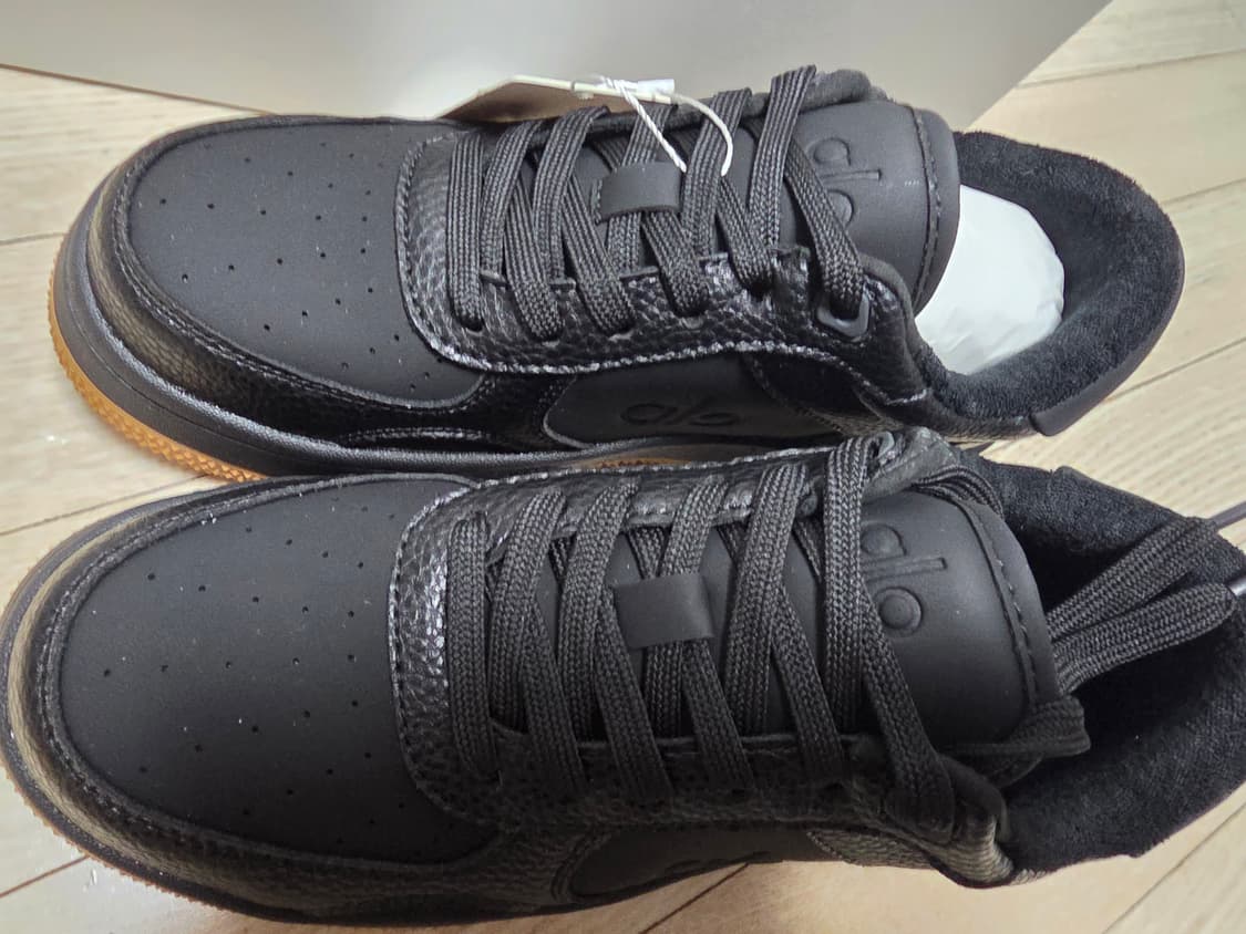 ALO 알로 리커버리 블랙 스니커즈 240사이즈 새상품 상품이미지2