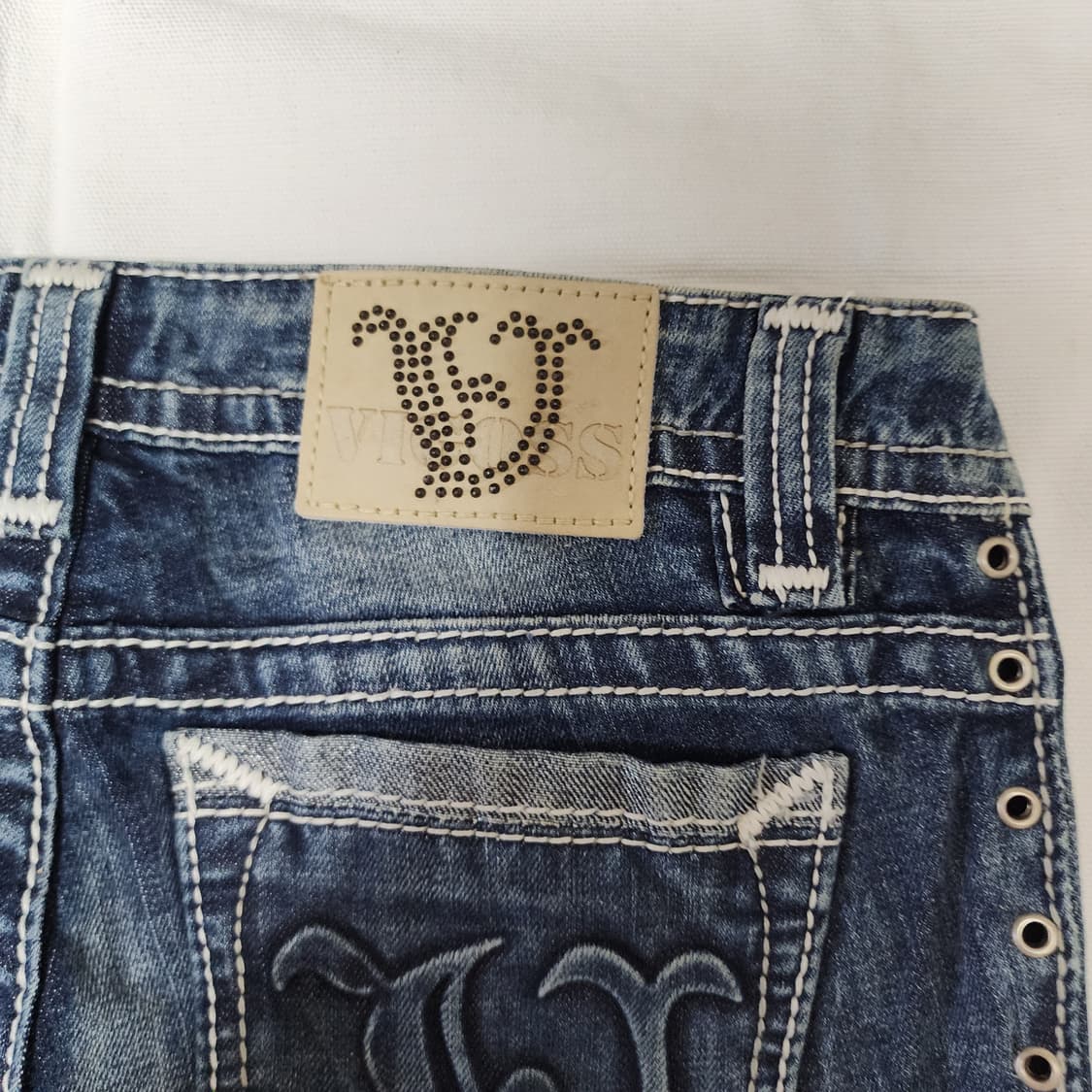 Vigoss 스터드 음각 워싱 데님팬츠 상품이미지7