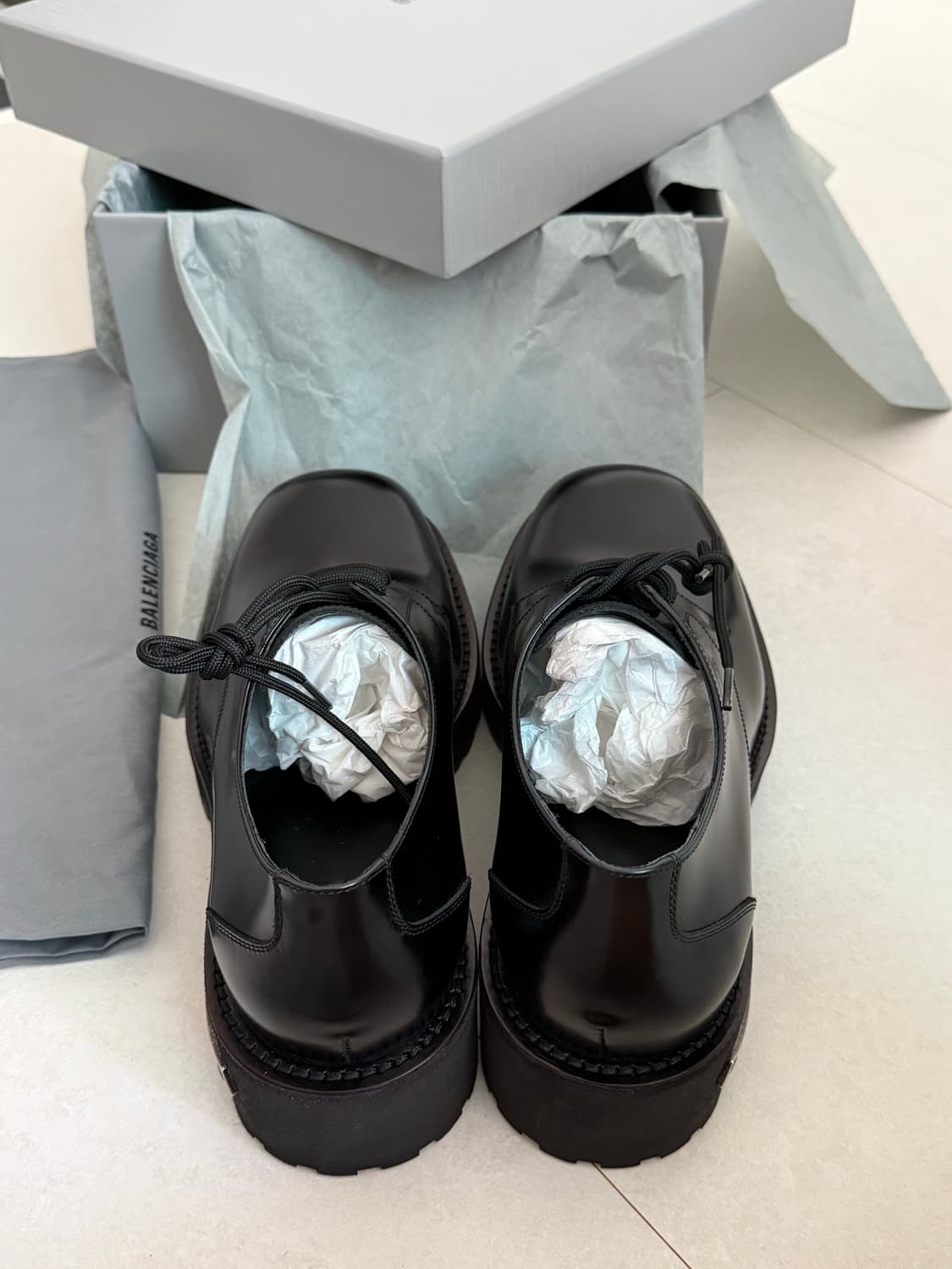 (새상품) Balenciaga 발렌시아가 베놈 더비 블랙 42 상품이미지2