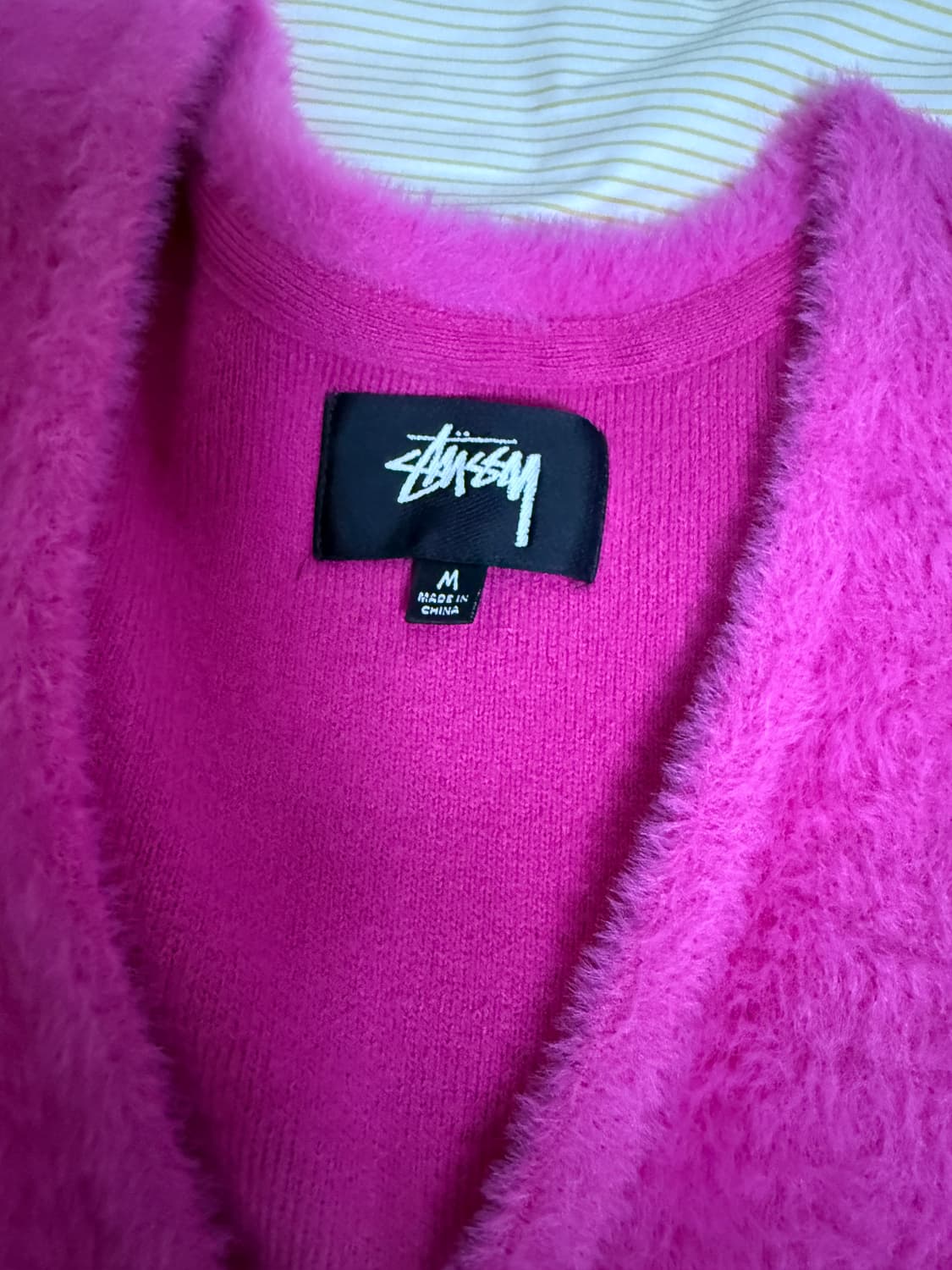 스투시 쉐기 가디건 푸시아 M 사이즈 상품이미지3