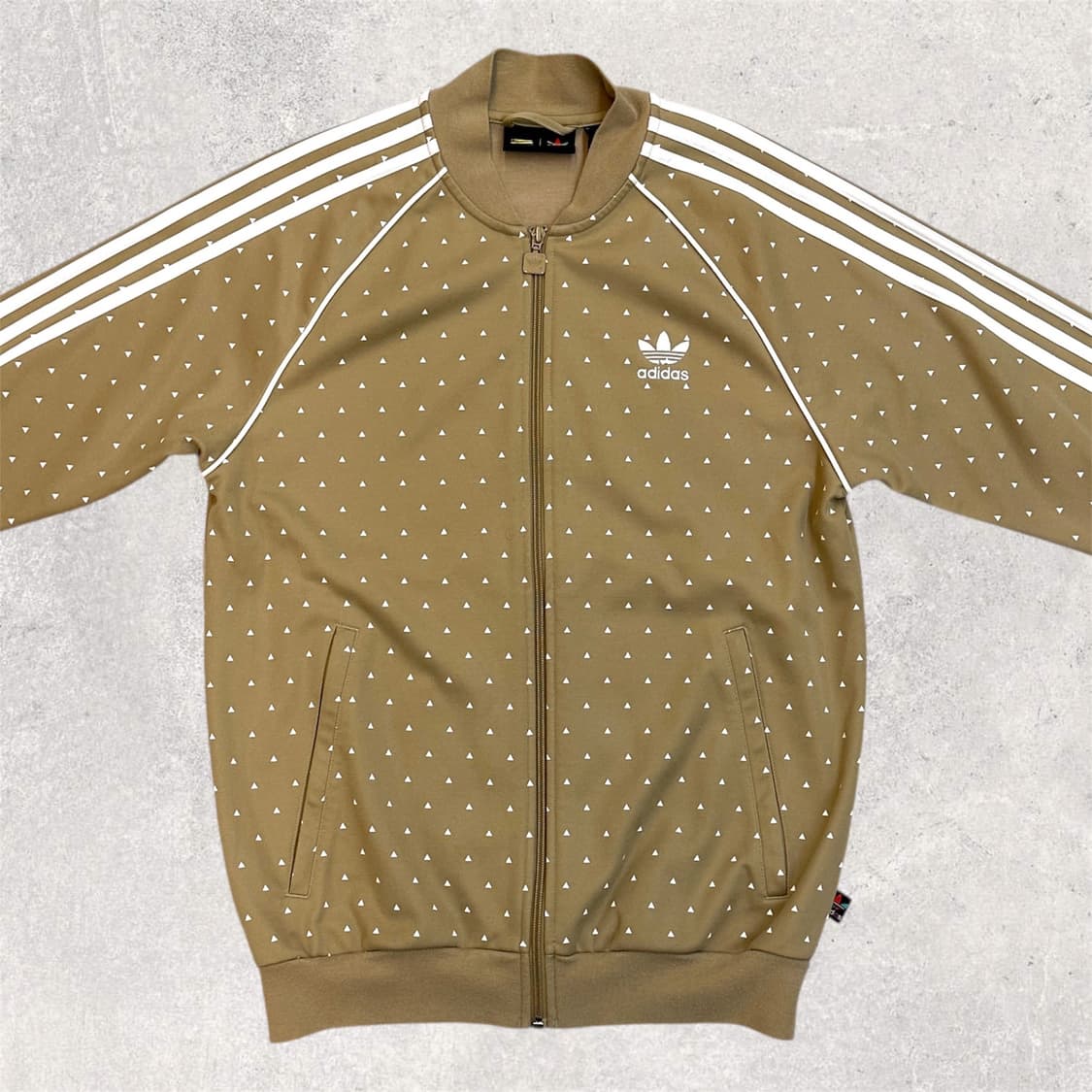 아디다스 x 퍼렐 윌리엄스 트랙탑 져지 상품이미지4