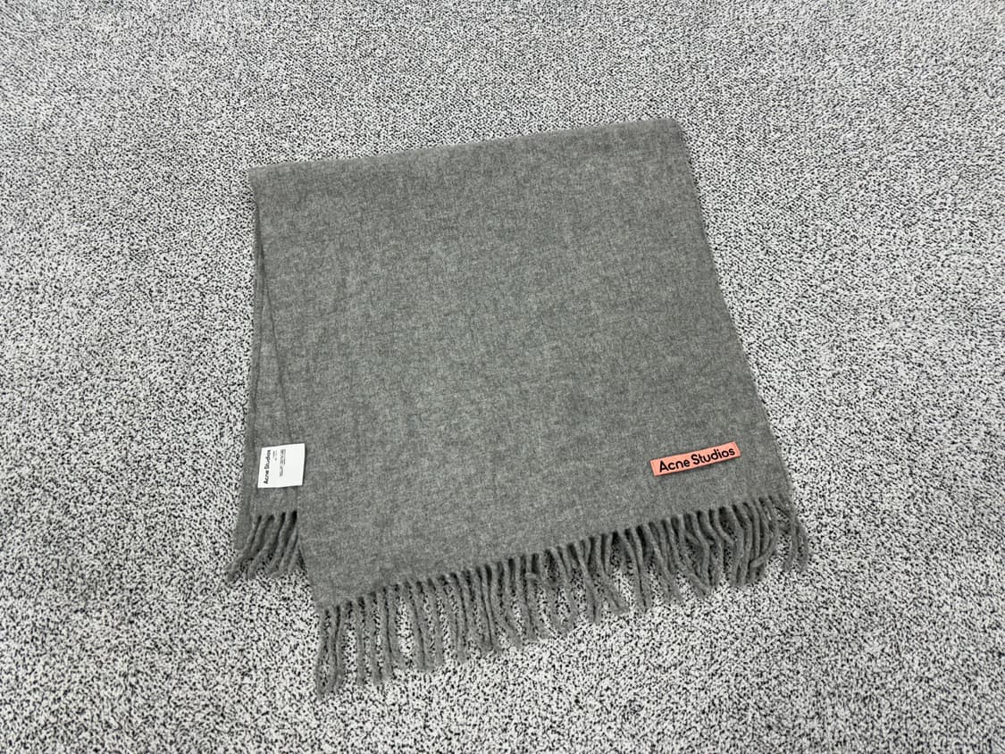 아크네스튜디오 캐나다 네로우 울 머플러 상품이미지1