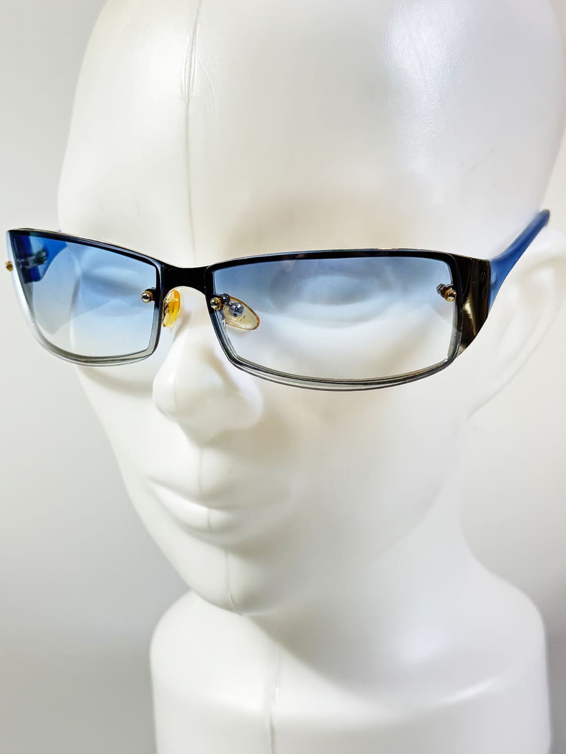 메탈릭 무테 스퀘어 프레임 틴트 빈티지 선글라스 상품이미지8