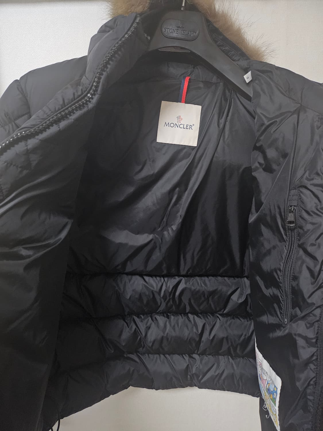 몽클레어 숏 퍼 패딩 2사이즈(95-작은100) 블랙 상품이미지6
