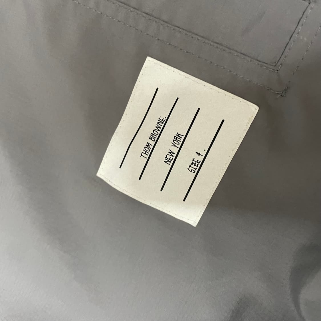 4사이즈 톰브라운 립스탑 바람막이 상품이미지2