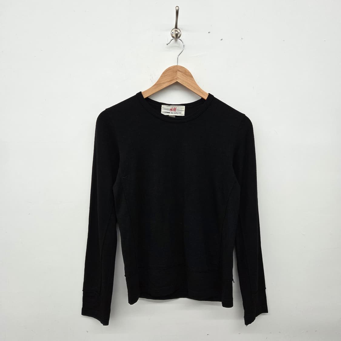 H&M 꼼데가르송 콜라보 블랙 긴팔 티셔츠 여s 상품이미지1