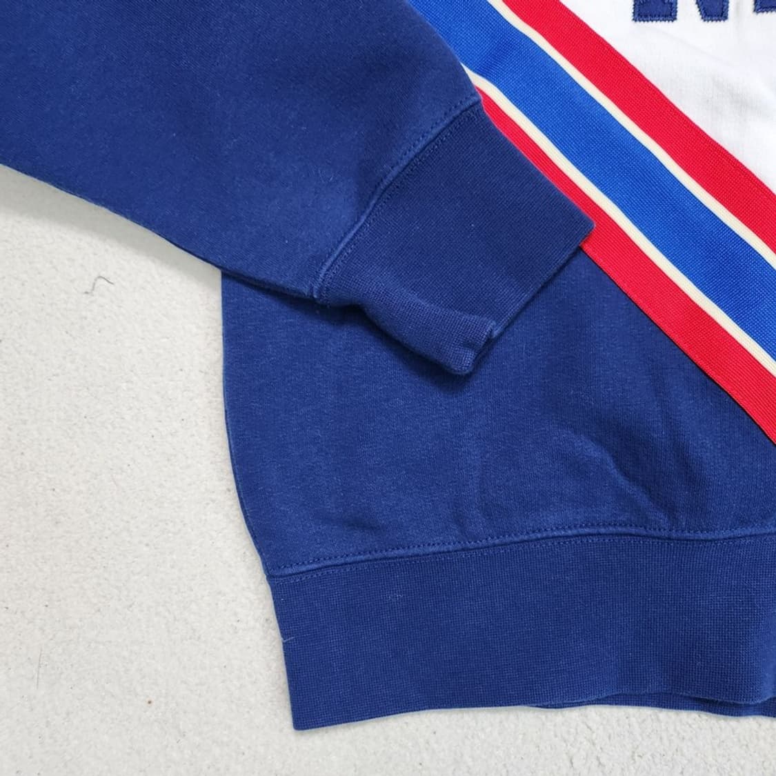 NIKE 뉴트로 맨투맨  S 상품이미지3