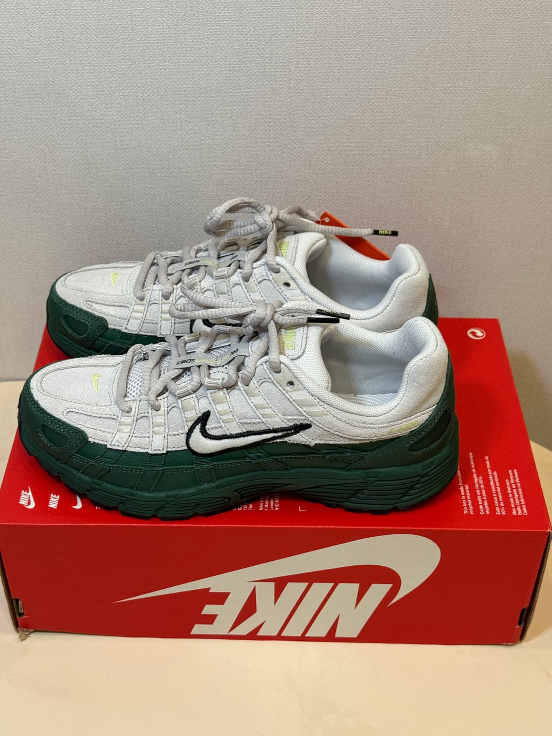 나이키 P-6000 프리미엄 라임라이트 다크 스모크 그레이 240mm 상품이미지2