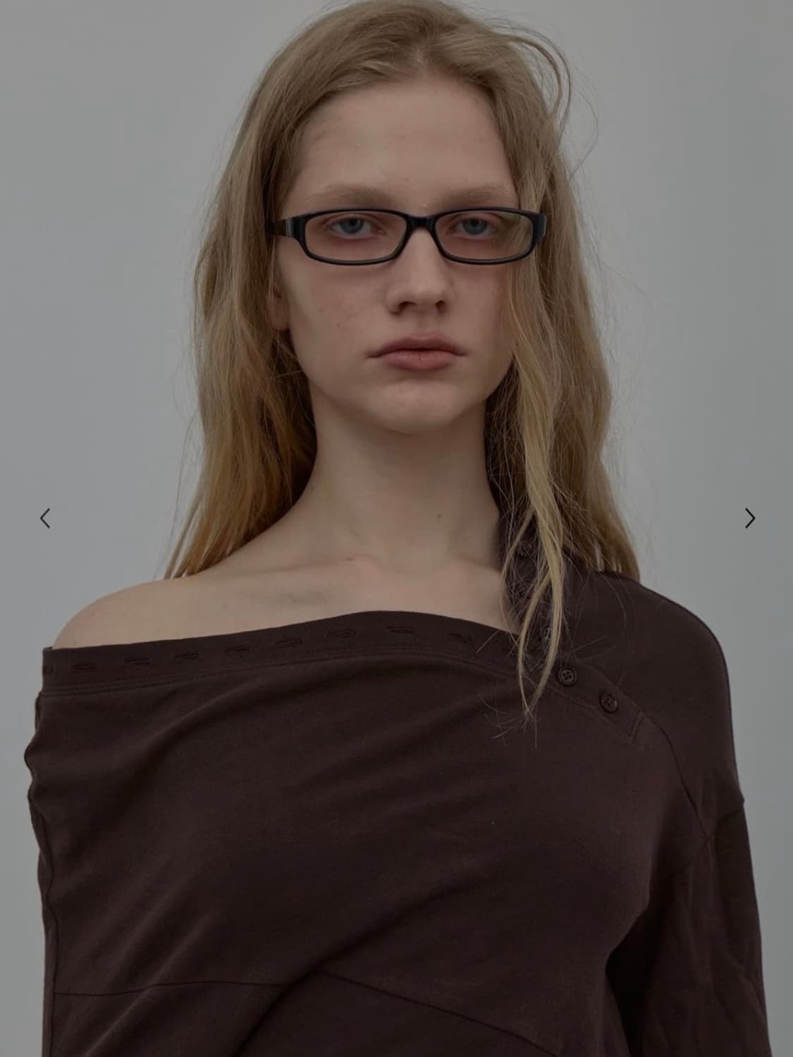 LCDC 언발란스 드레이프넥탑 상품이미지5