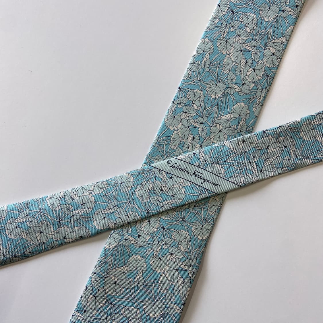 페레가모(Ferragamo) 명품 정품 넥타이 8.2cm 상품이미지4