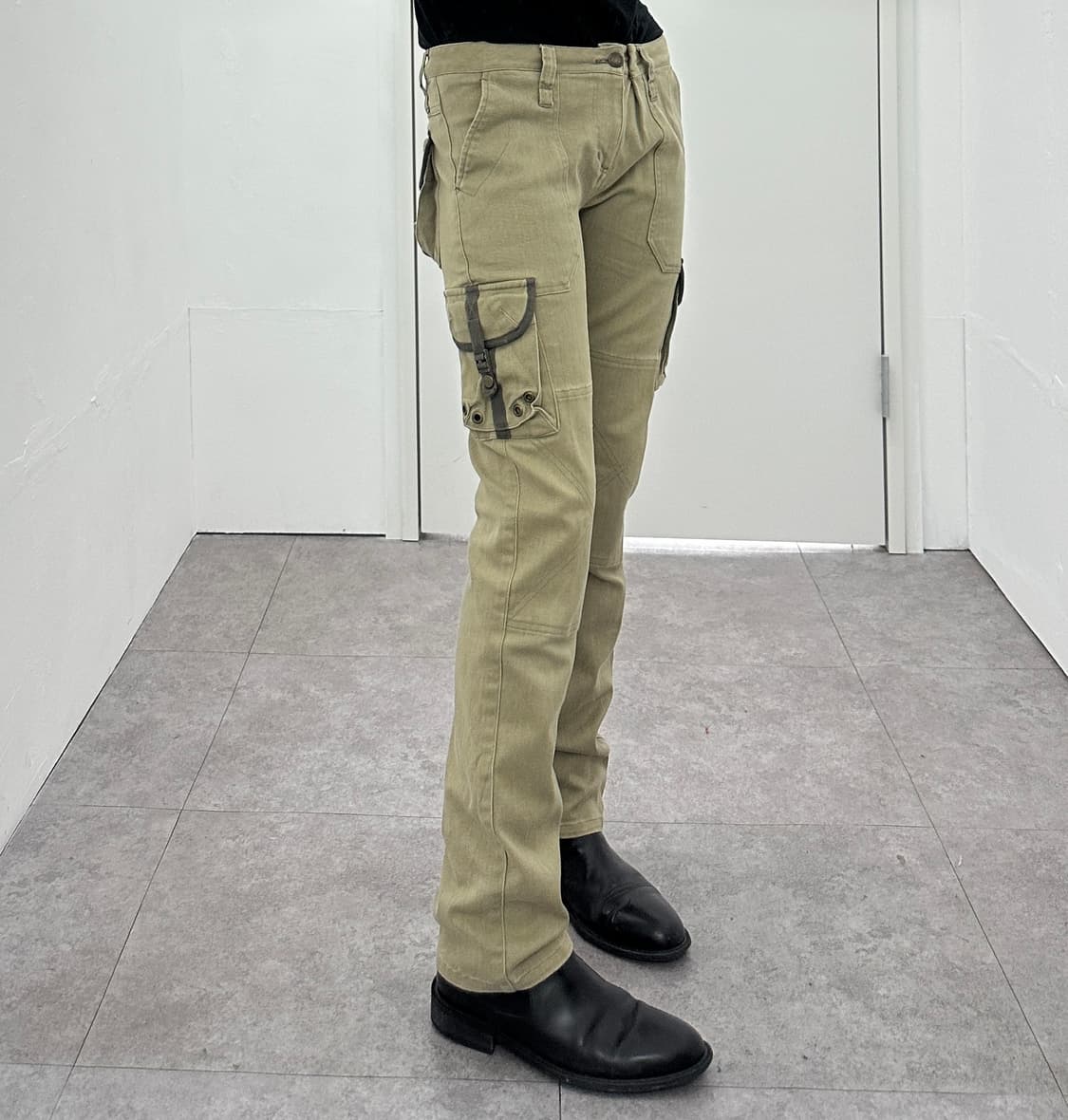 JPN Eyelet Detail Cargo Pants 상품이미지2