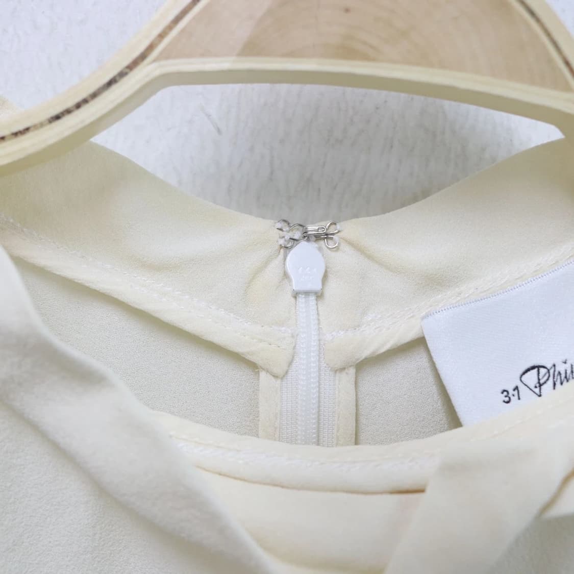 3.1 필립림 오네갸루 실크 블라우스 55075 상품이미지9