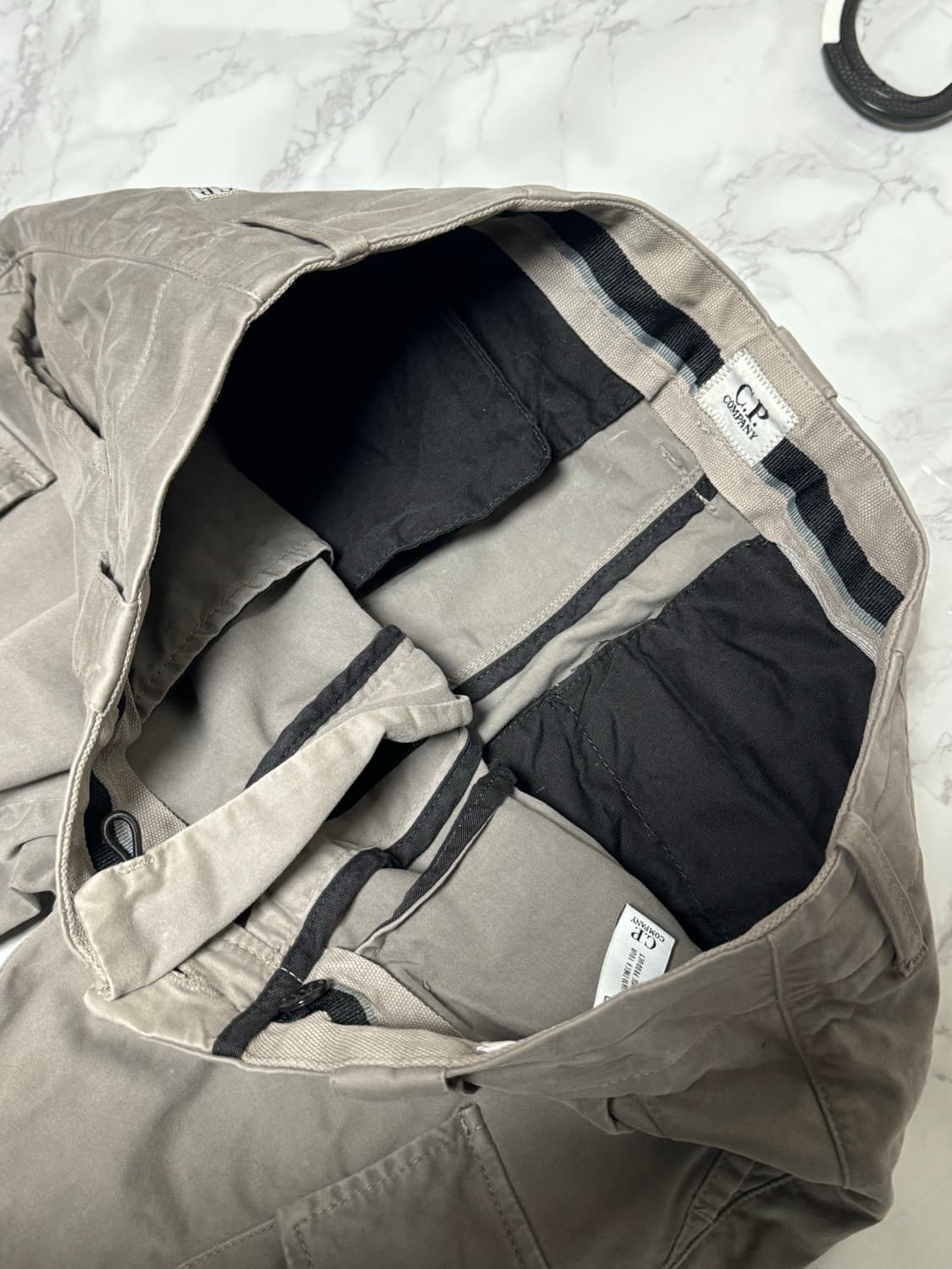 CP 컴퍼니 그레이 카고 바지 상품이미지6