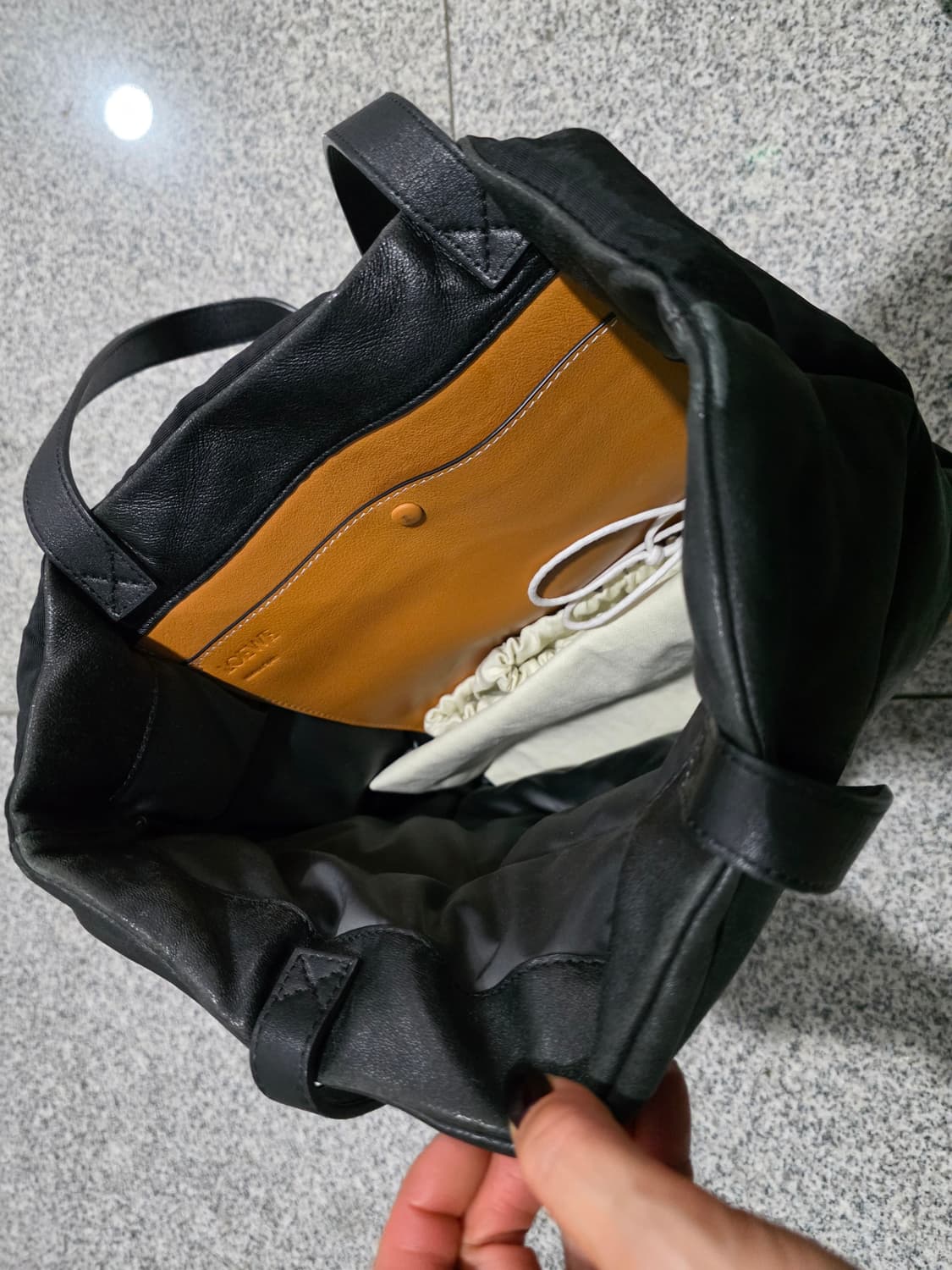 로에베 정품가방 상품이미지9