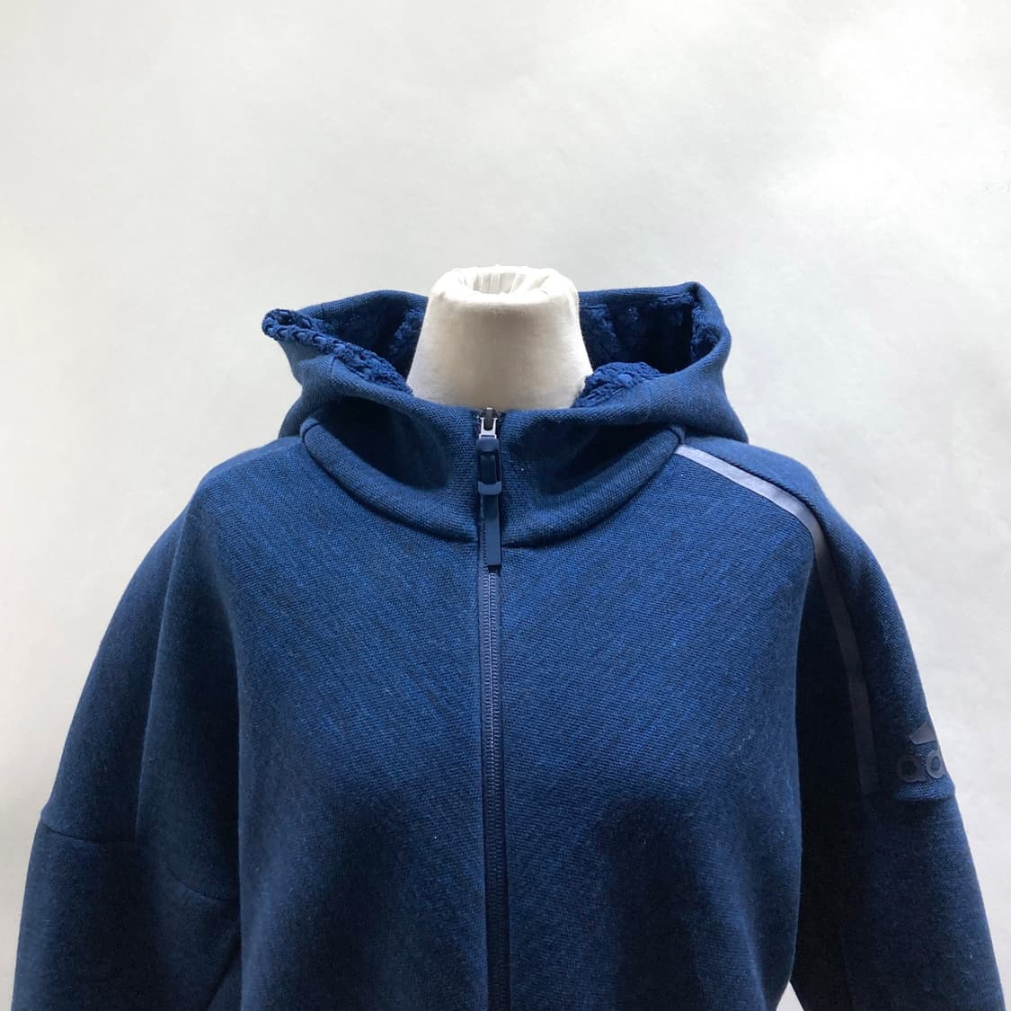 아디다스 ZNE 여 로드 트립 후디 95 영구제 상품이미지2