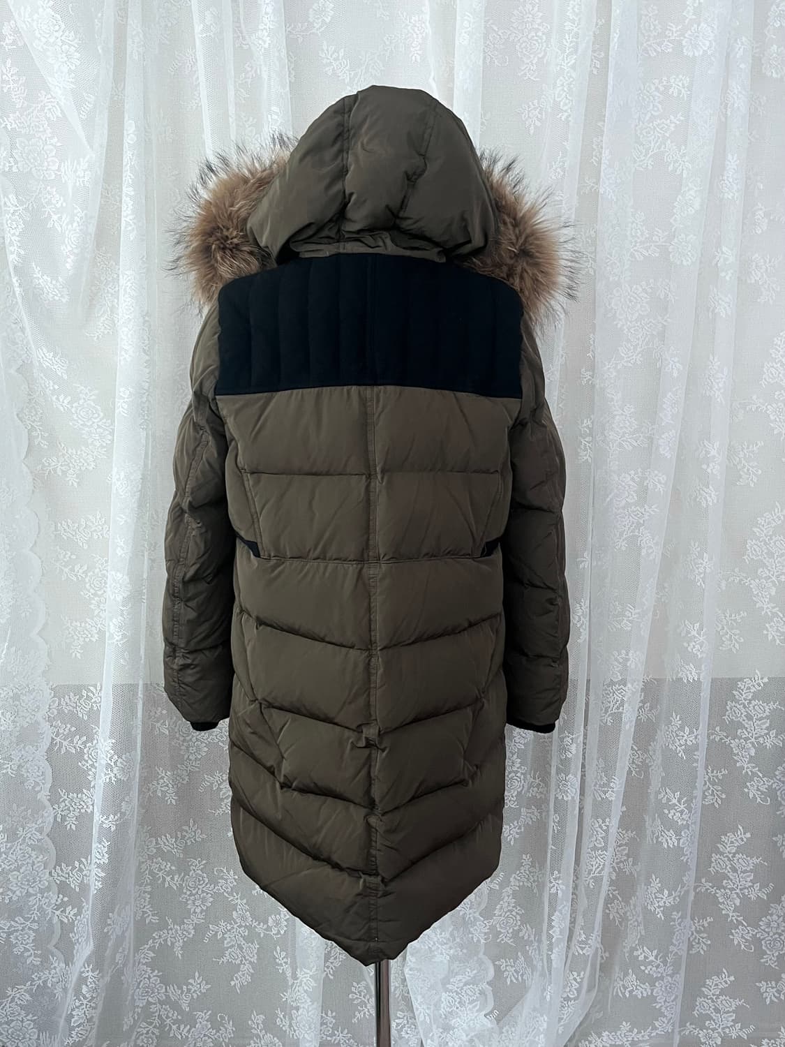 S) 산드로 라쿤 퍼 다운 패딩 점퍼 카키 상품이미지2