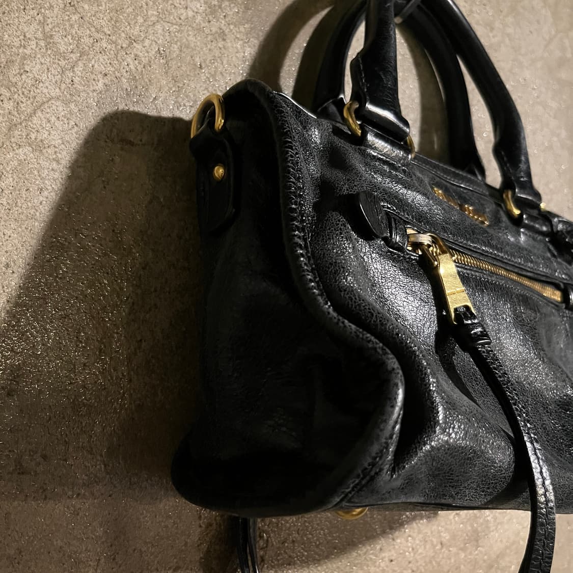 미우미우 핸드백 상품이미지4